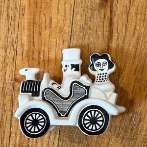 Lisa Larson Man Woman Car Collectable Figurine Gacha Japan